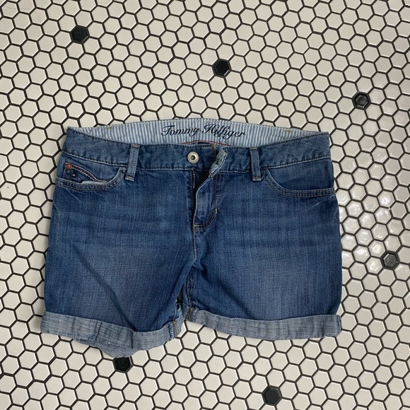 Tommy Hilfiger Jean shorts size 2 - Picture 1 of 4